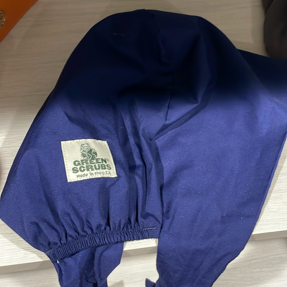 Green scrubs cap